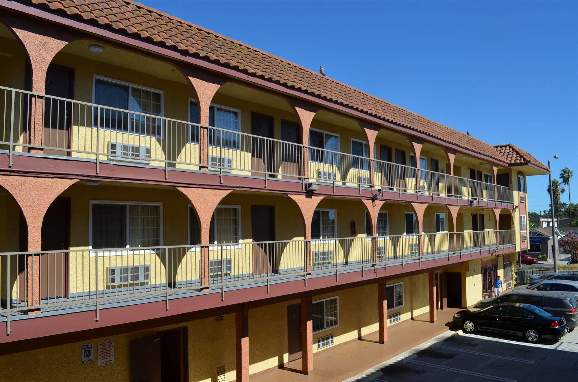 Cloud 9 Inn Lax Inglewood Bagian luar foto